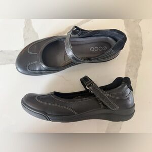 Ecco shoes black Mary Jane velcro strap leather suede detail EU 36 US 5-5.5